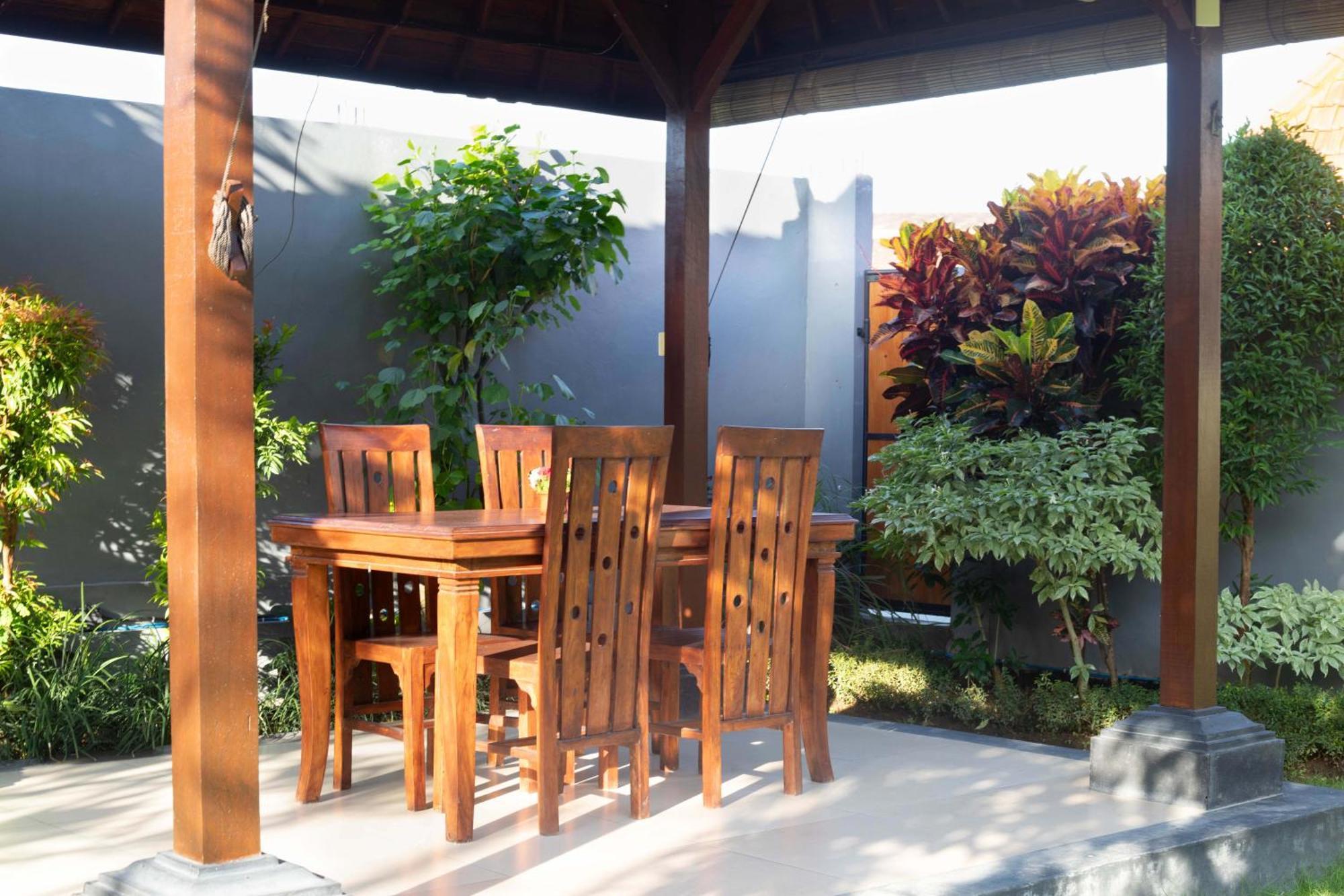 Carik Bali Guest House Canggu Exterior photo